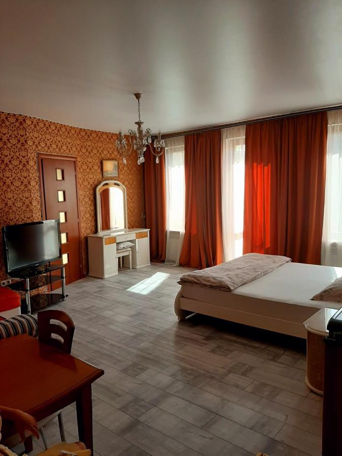 Kak Doma Aparthotel Odessa Exterior photo